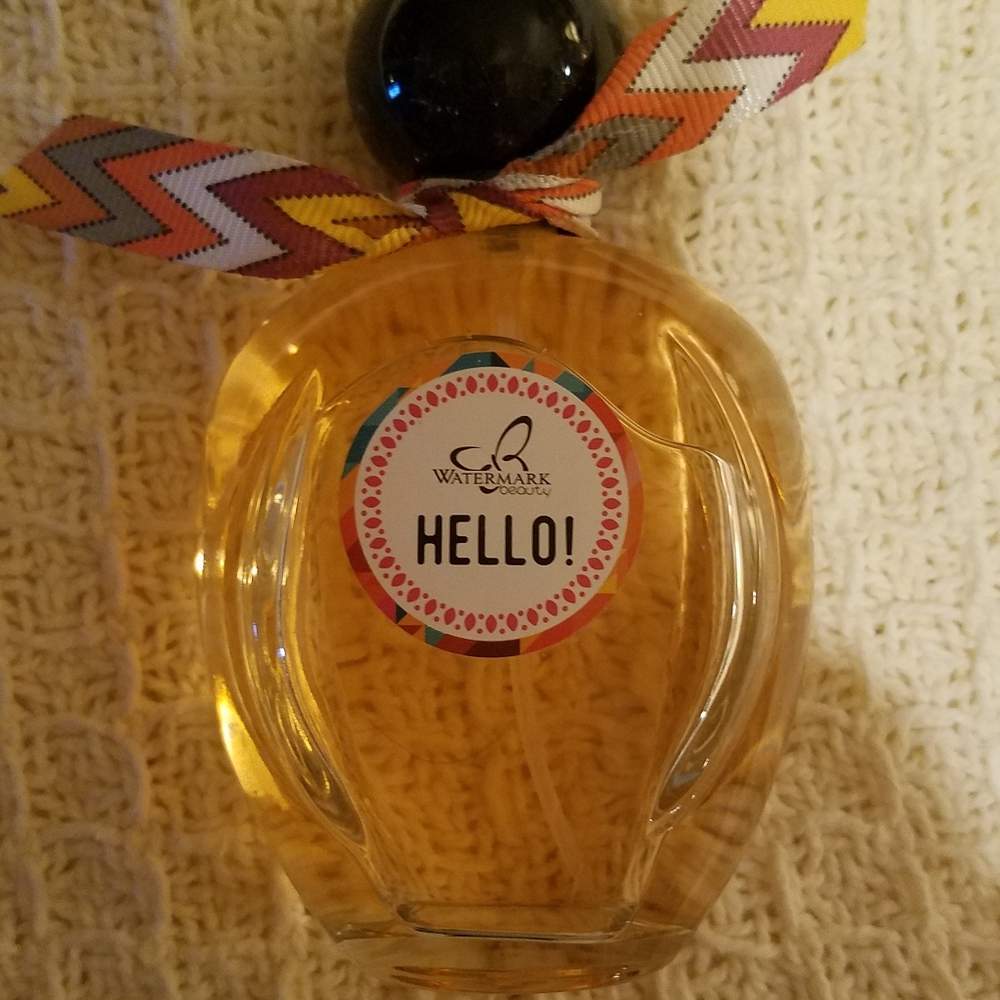 Womens perfume Hello by Watermark 1.7fl.oz.New bottle without box Please g